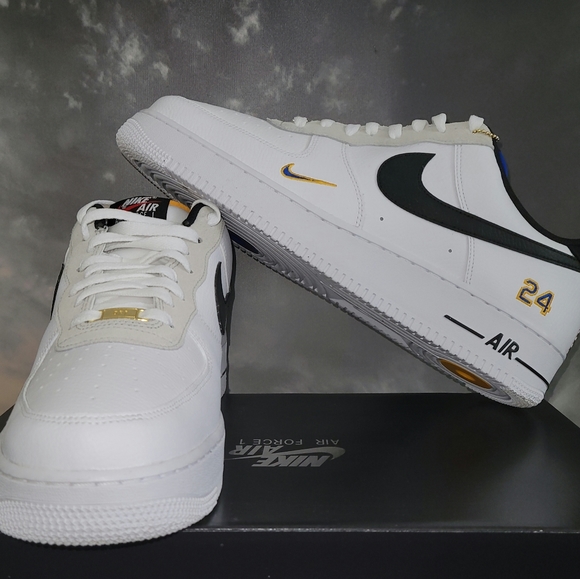 Air Force 1 '07 LV8 "Ken Griffey Jr. & Sr." Mens Shoes - Picture 1 of 15